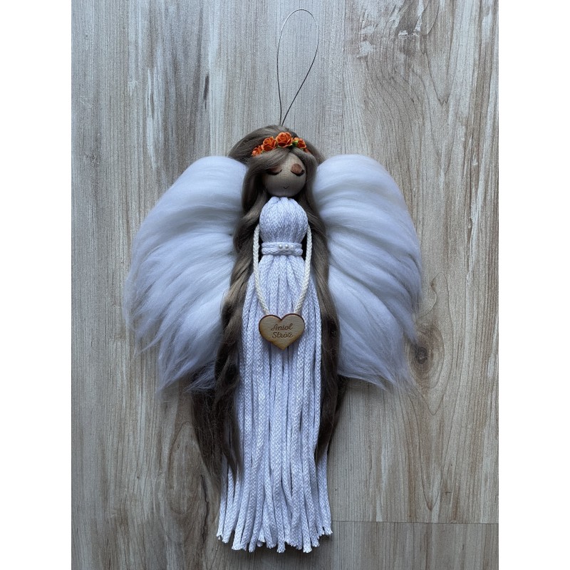 Anioł Stróż biały pleciony ze sznurka dekoracja makrama